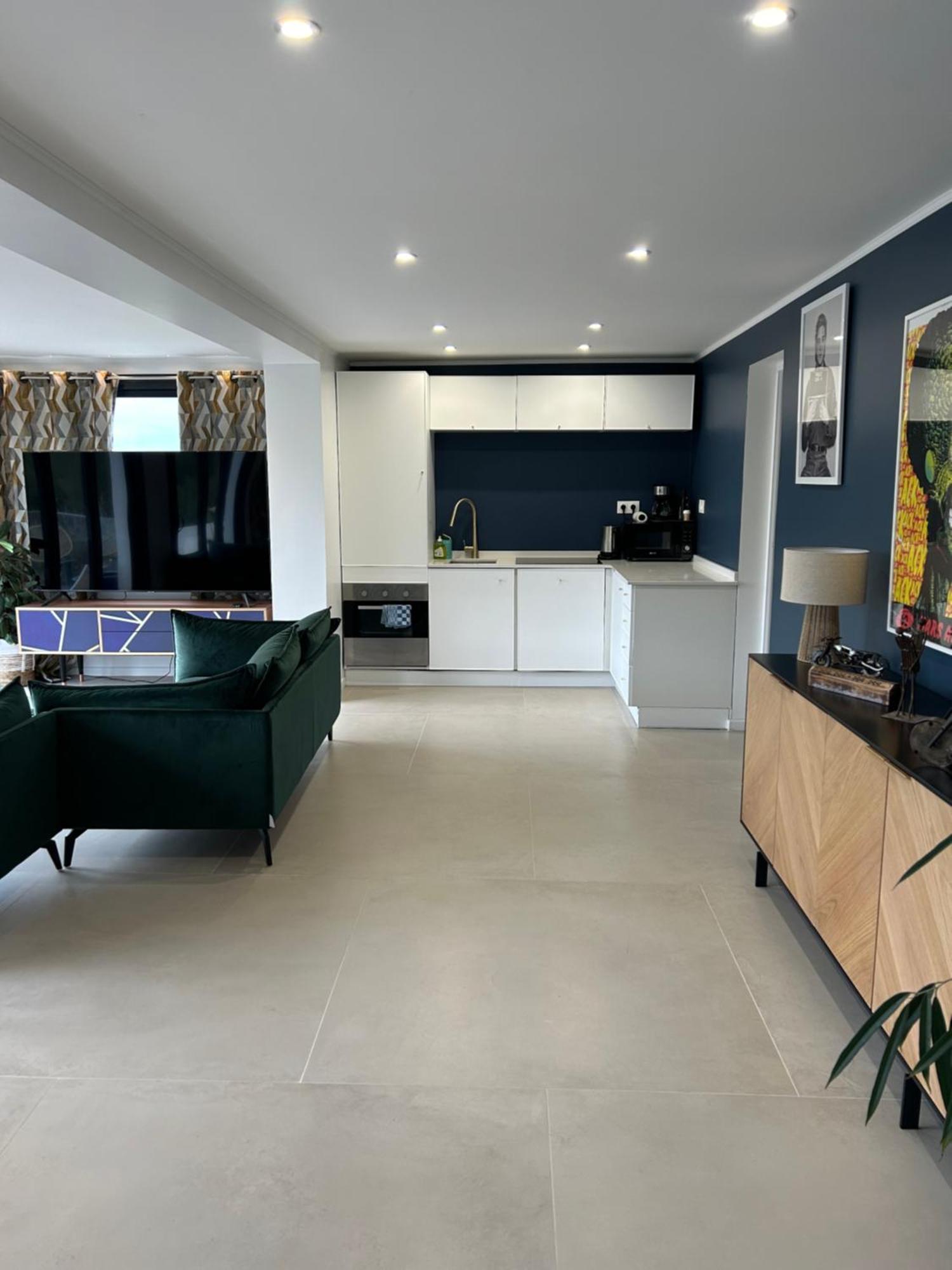 Eze - Appartement Dans Bas De Villa Avec Piscine Pres De Monaco Экстерьер фото
